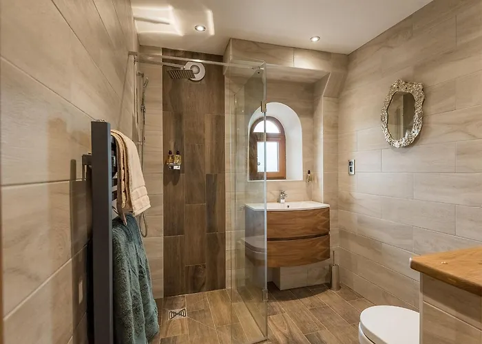 Sycamore Barn - Uk33353 *